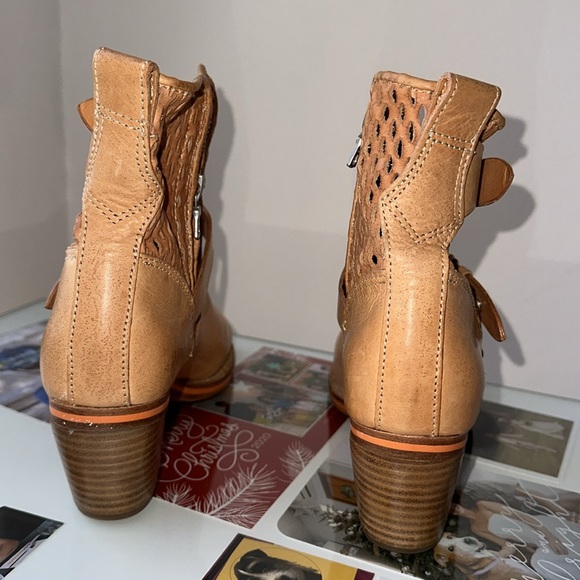 Rag & Bone Leather Bootie NWOT - Picture 5 of 12